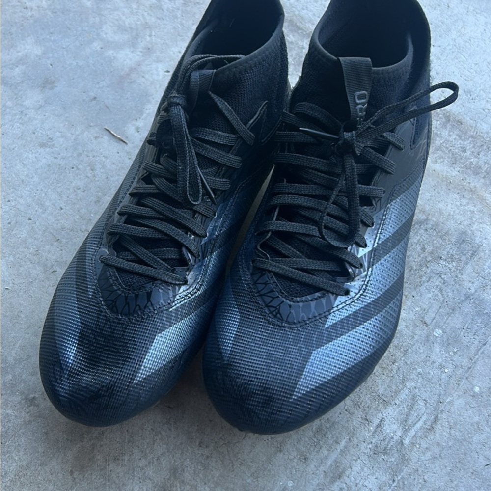 Men's/ teen  Black football Shoes
